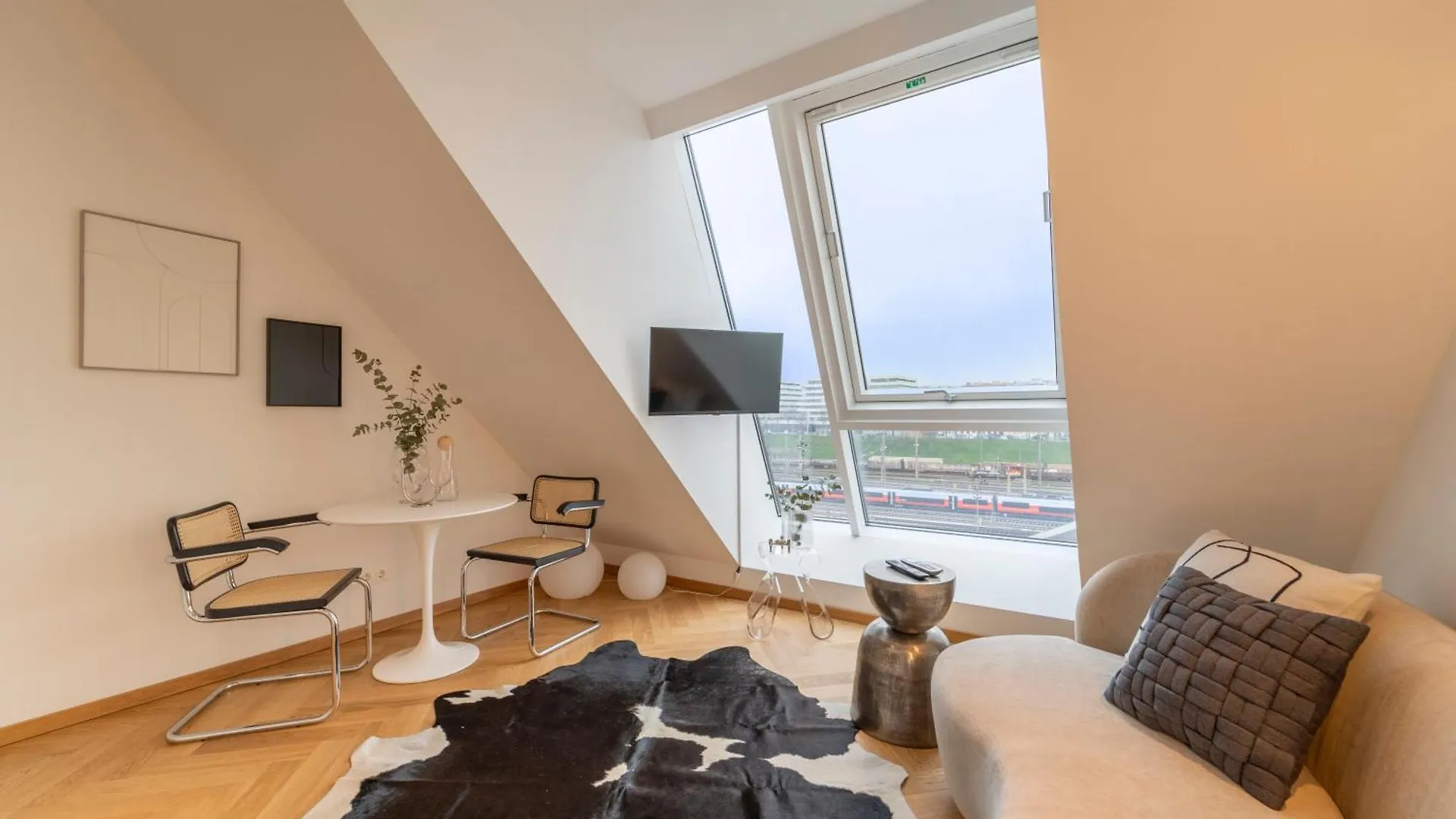 Premium Apartment Mit Privatem Balkon I Levestate Vienna