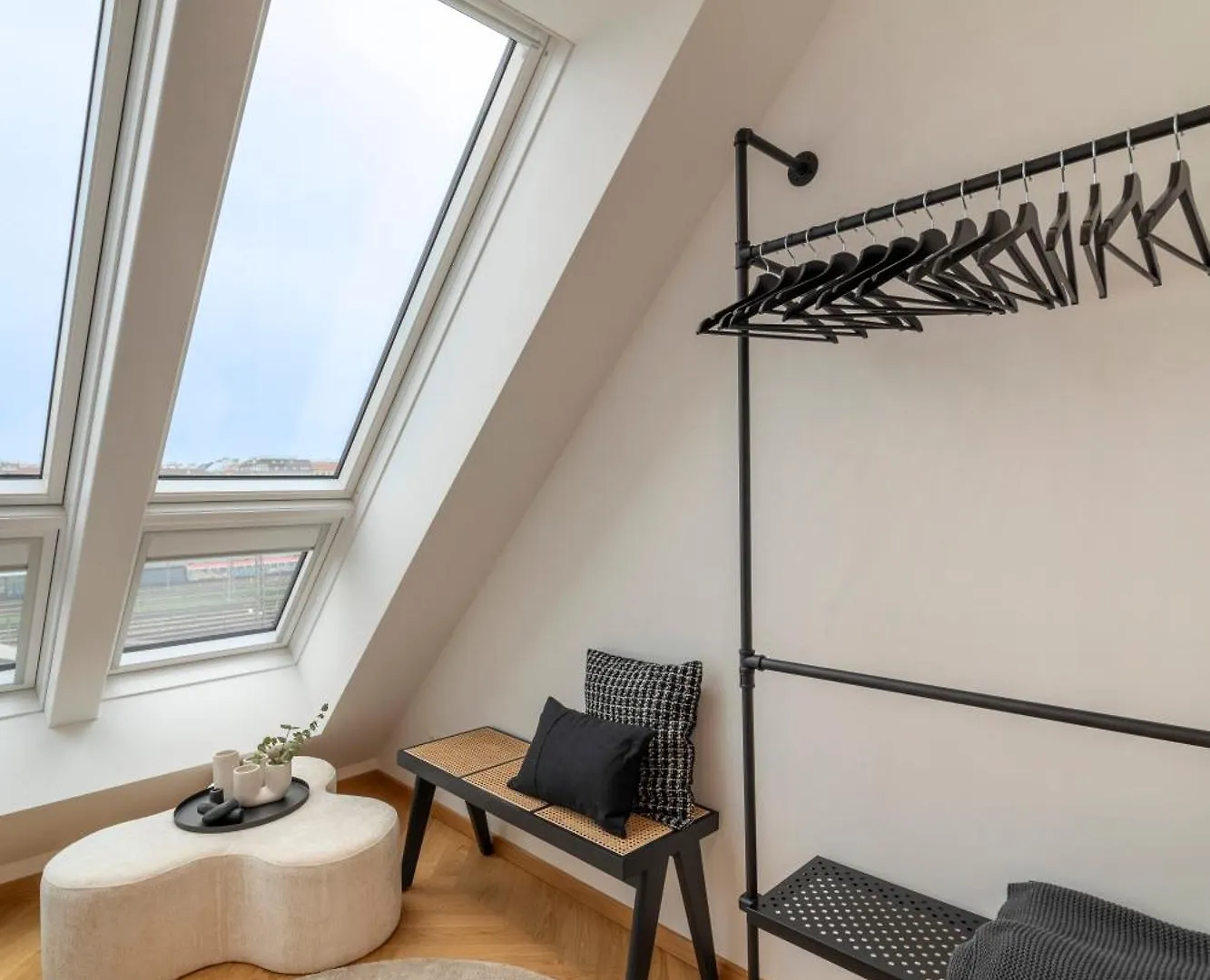 Premium Apartment Mit Privatem Balkon I Levestate Vienna