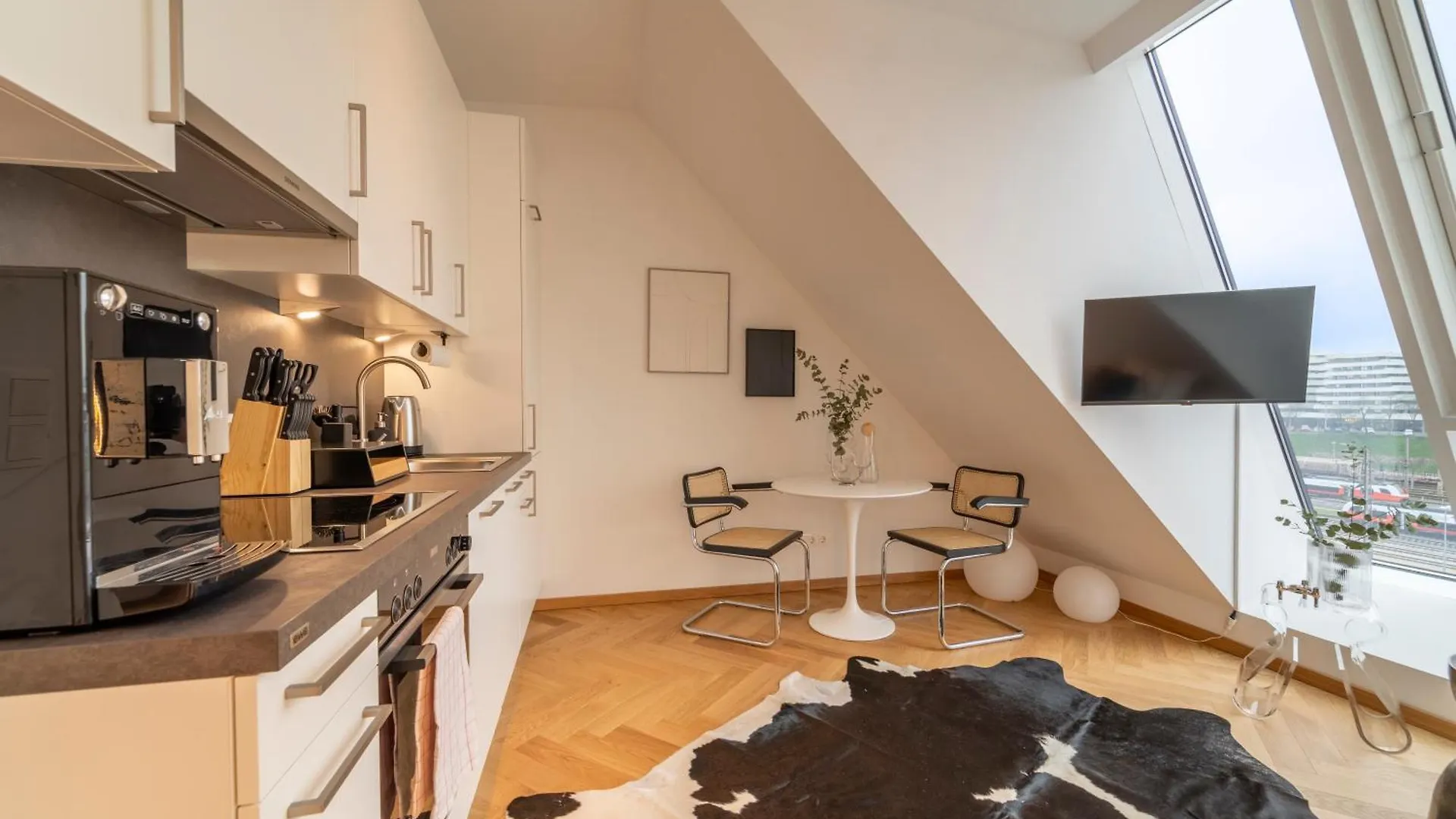 Premium Apartment Mit Privatem Balkon I Levestate Vienna