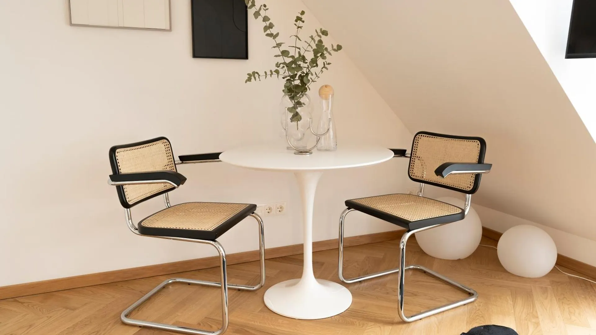 Premium Apartment Mit Privatem Balkon I Levestate Vienna